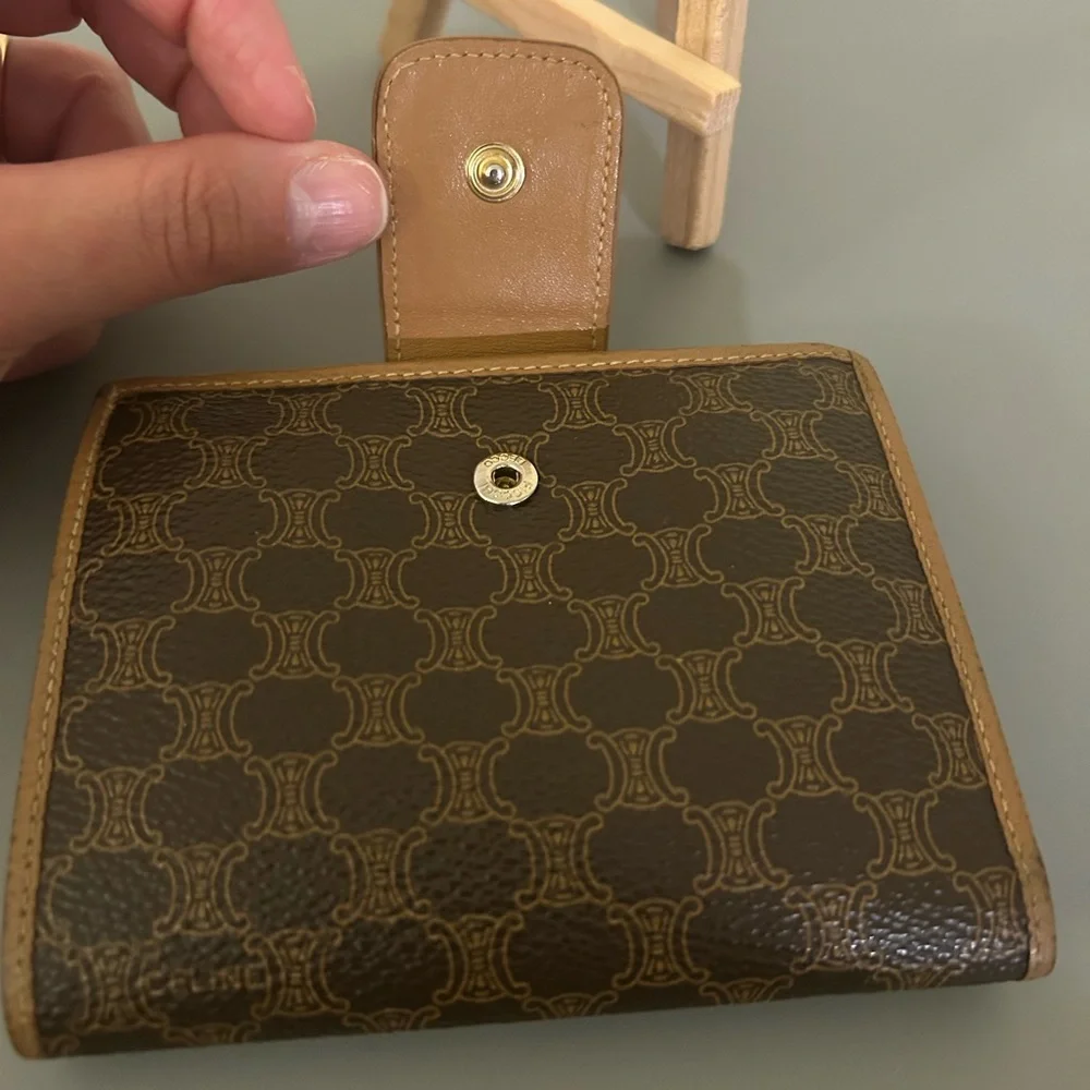 Authentic Celine Compact Kisslock Wallet, Vintage, Light Cognac Leather Trim